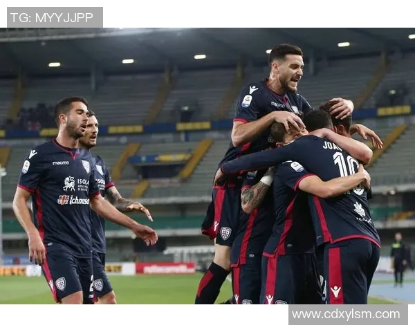 意甲激战卡利亚里迎战莱切双方全力争胜展现足球魅力